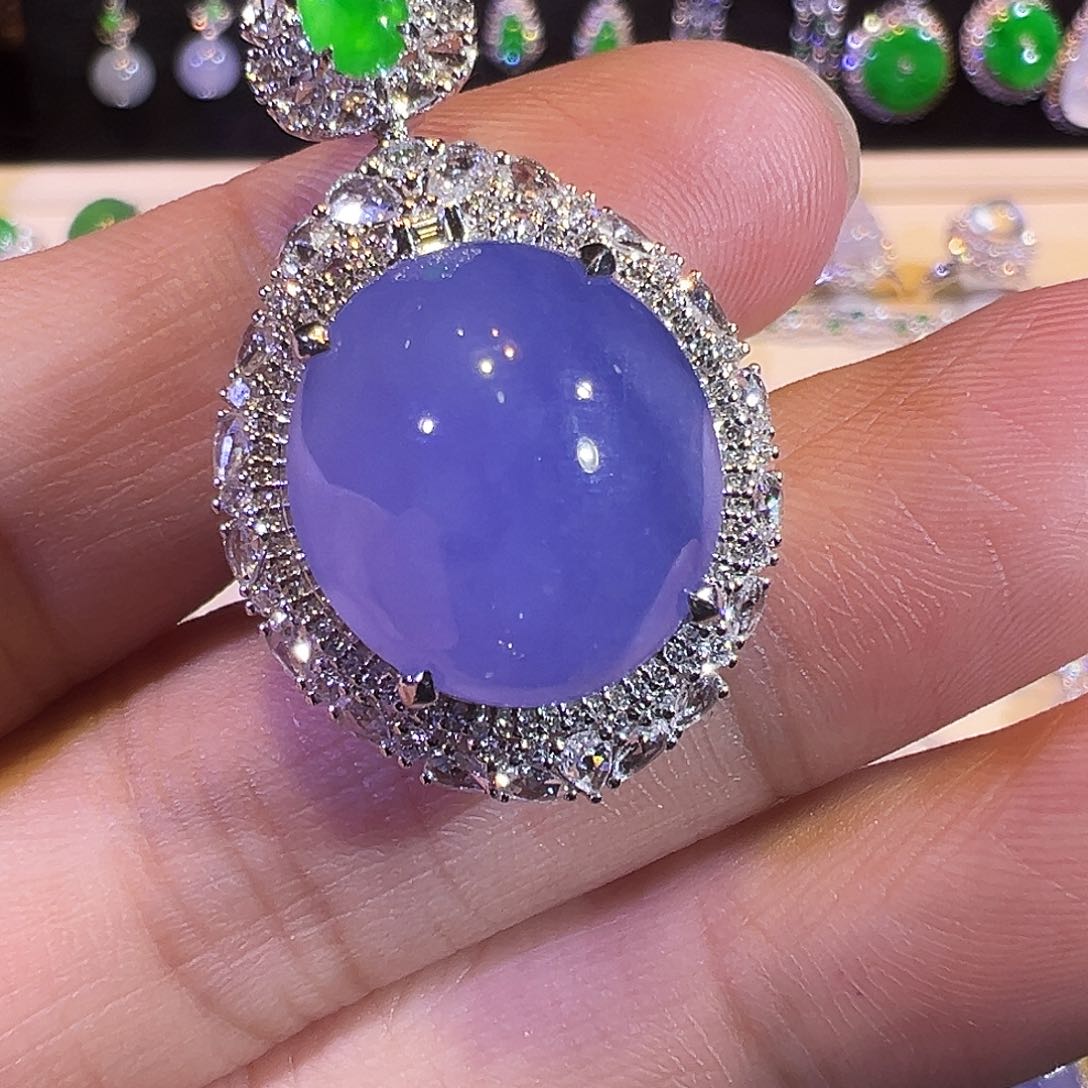 翡翠18K金镶嵌戒指《**》浓紫大鸽子蛋总59800