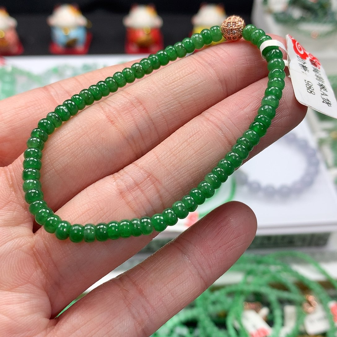 翡翠手链未镶嵌翡翠