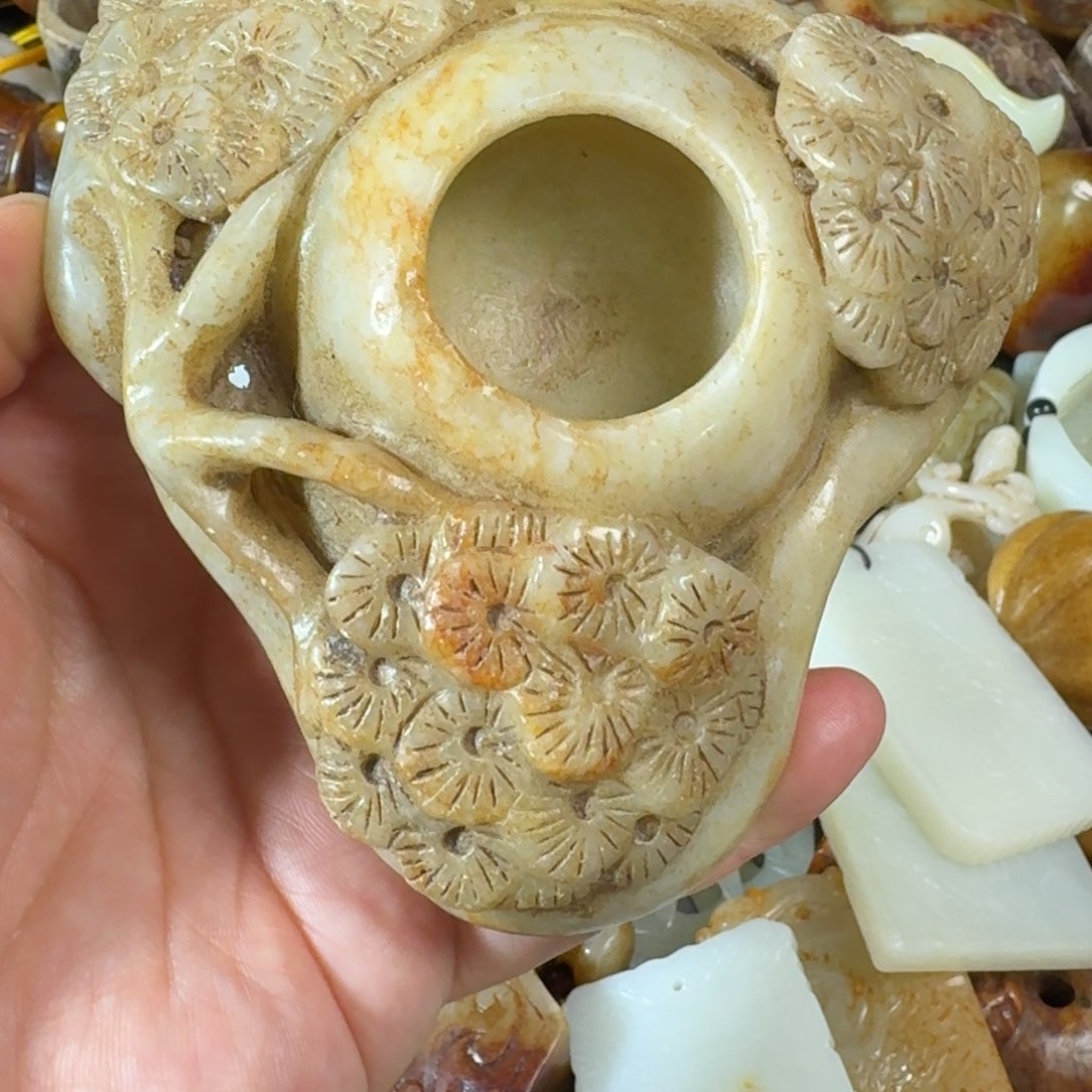 和田玉摆件未镶嵌青*原