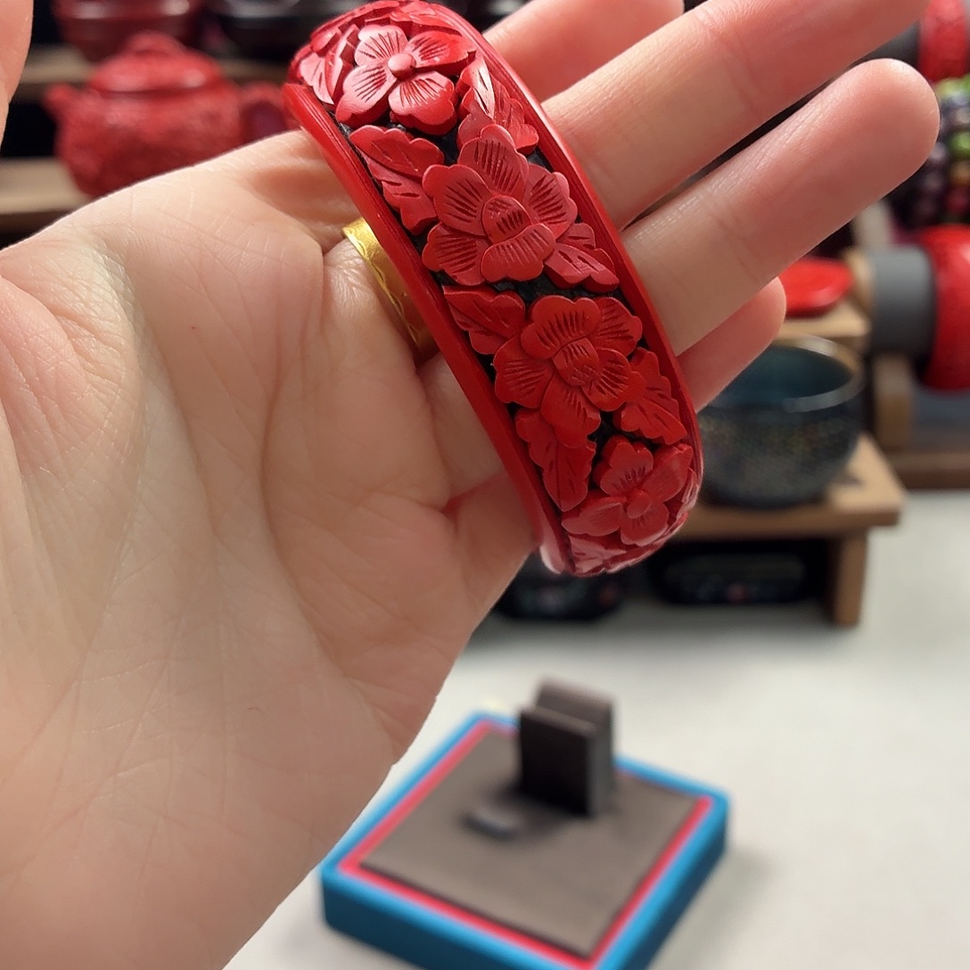 木扬州漆器 雕花手镯高工款