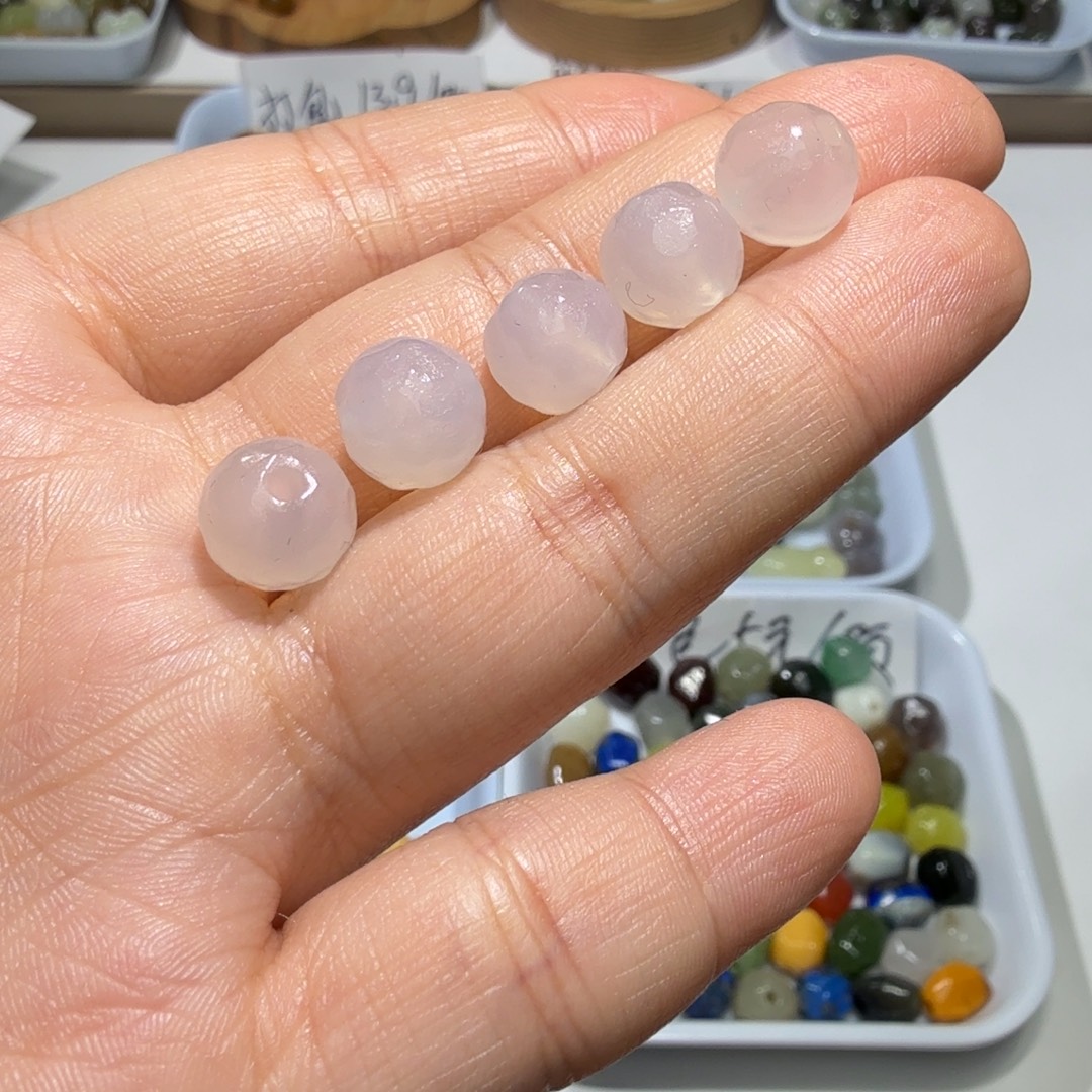 和田玉未镶嵌珠宝奇石