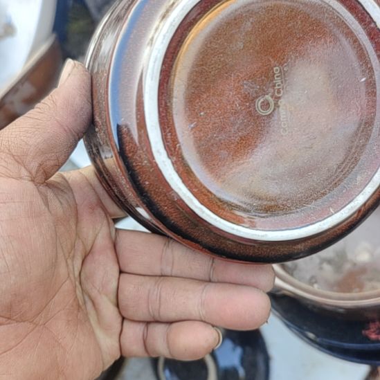 c***e瓷发两个铁红釉炖盅一个微瑕品