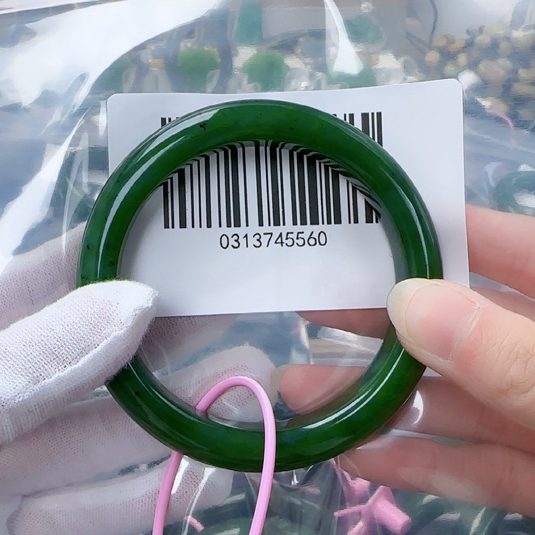 和田玉（碧玉）手镯未镶嵌6061包容