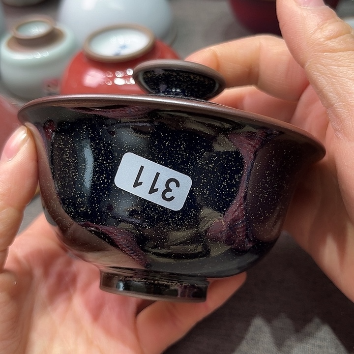 青金事不开片盖碗容量150毫升微瑕