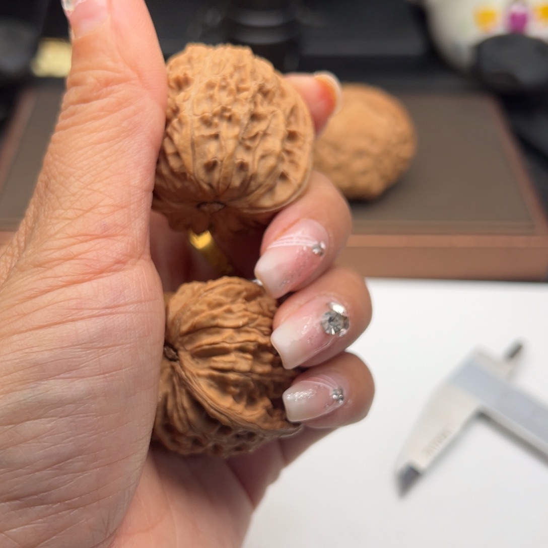 文玩核桃把件金牛37