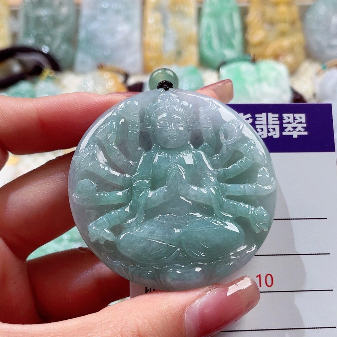 颈饰未镶嵌翡翠千手