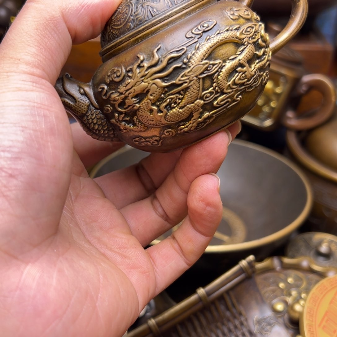 精美铜器点击下单