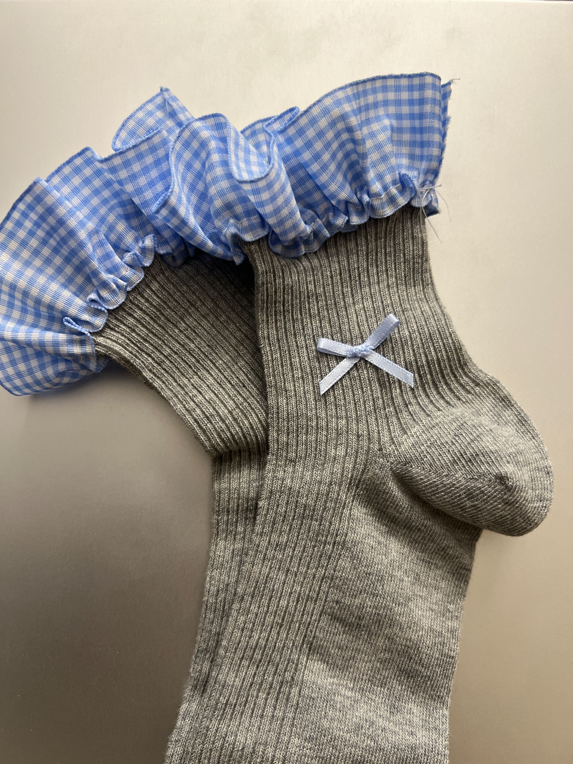 甜美女中筒蓝色荷叶边、小珍珠灰色、白色荷叶边白色袜、卷边灰色袜