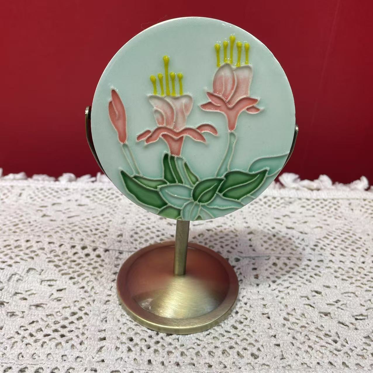 元旦照花眠手工绿色家用中式复古轻奢高清桌面创意陶瓷化妆镜摆件