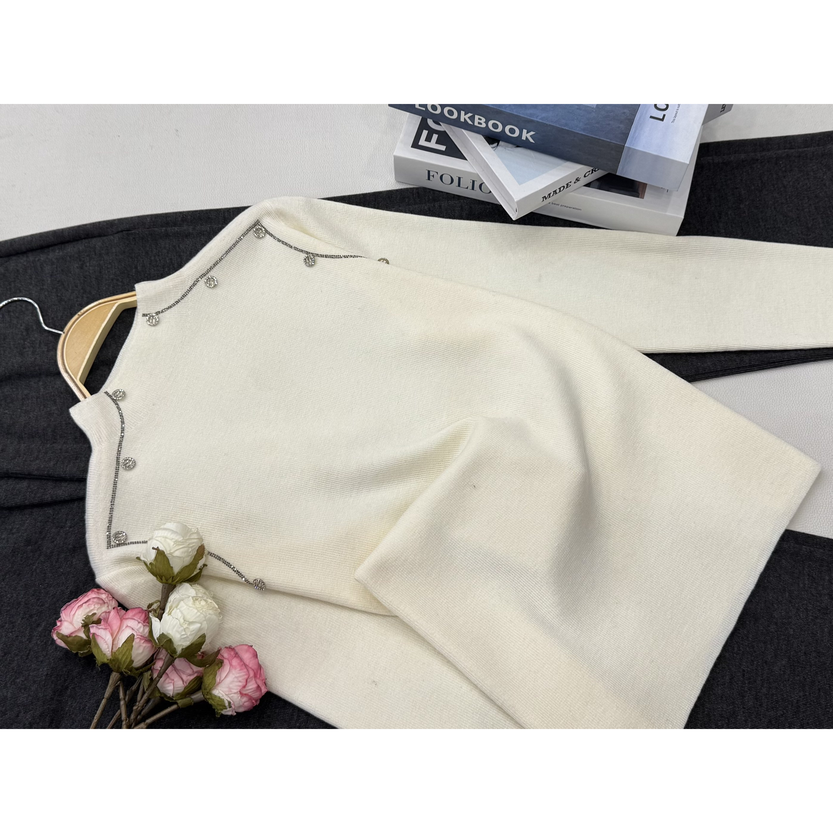 【杏色烫钻套头】早秋新款时尚长袖针织上衣QC5612