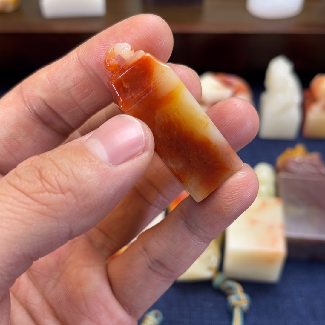 寿山石印石龙寿山石