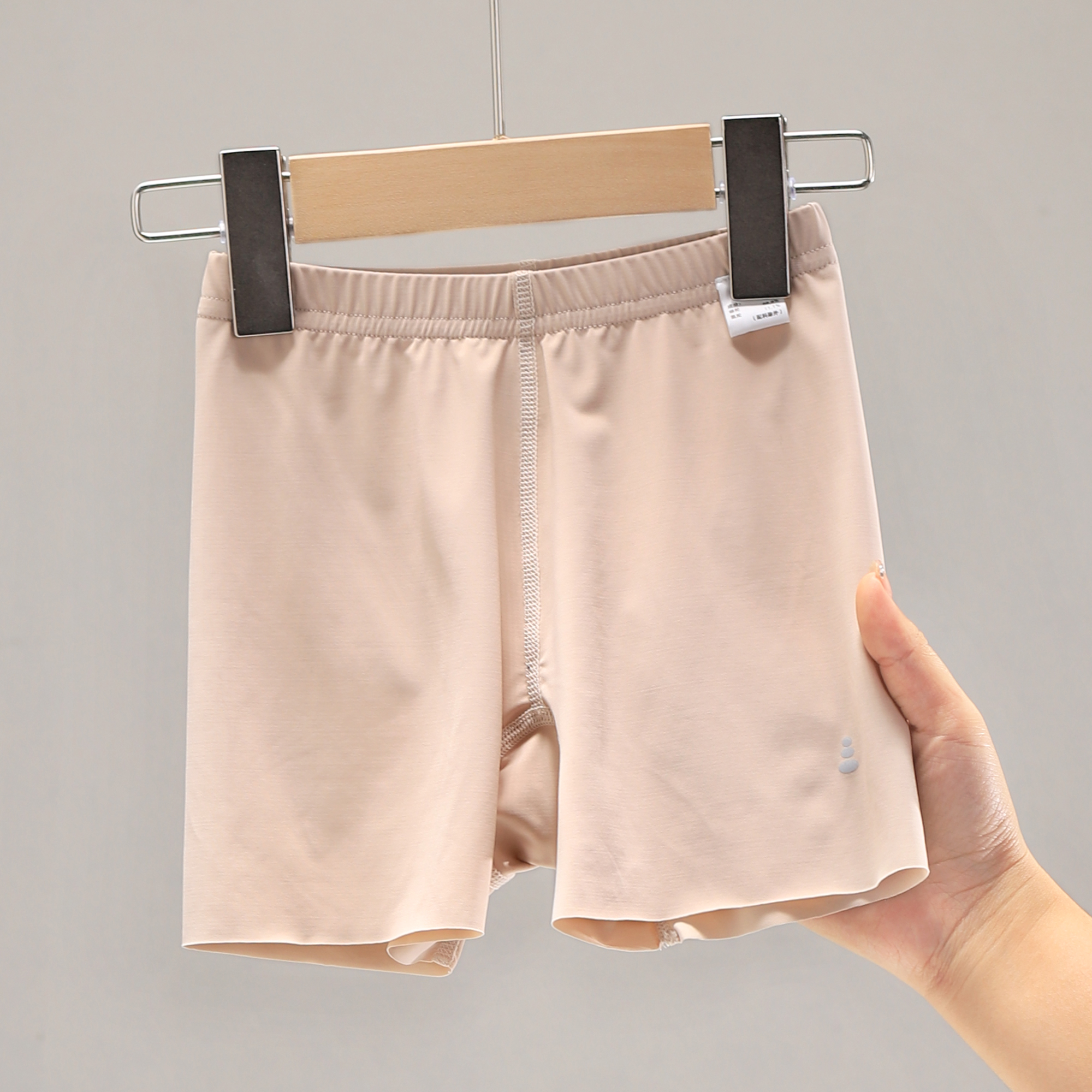 儿童裤子夏季新款防走光女装女孩白色三分打底裤宝宝薄款短裤1153