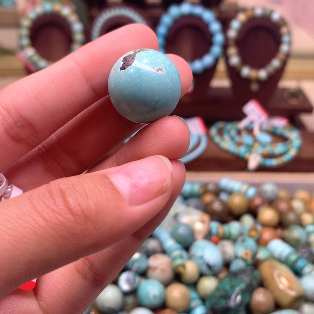 绿松石配饰未镶嵌