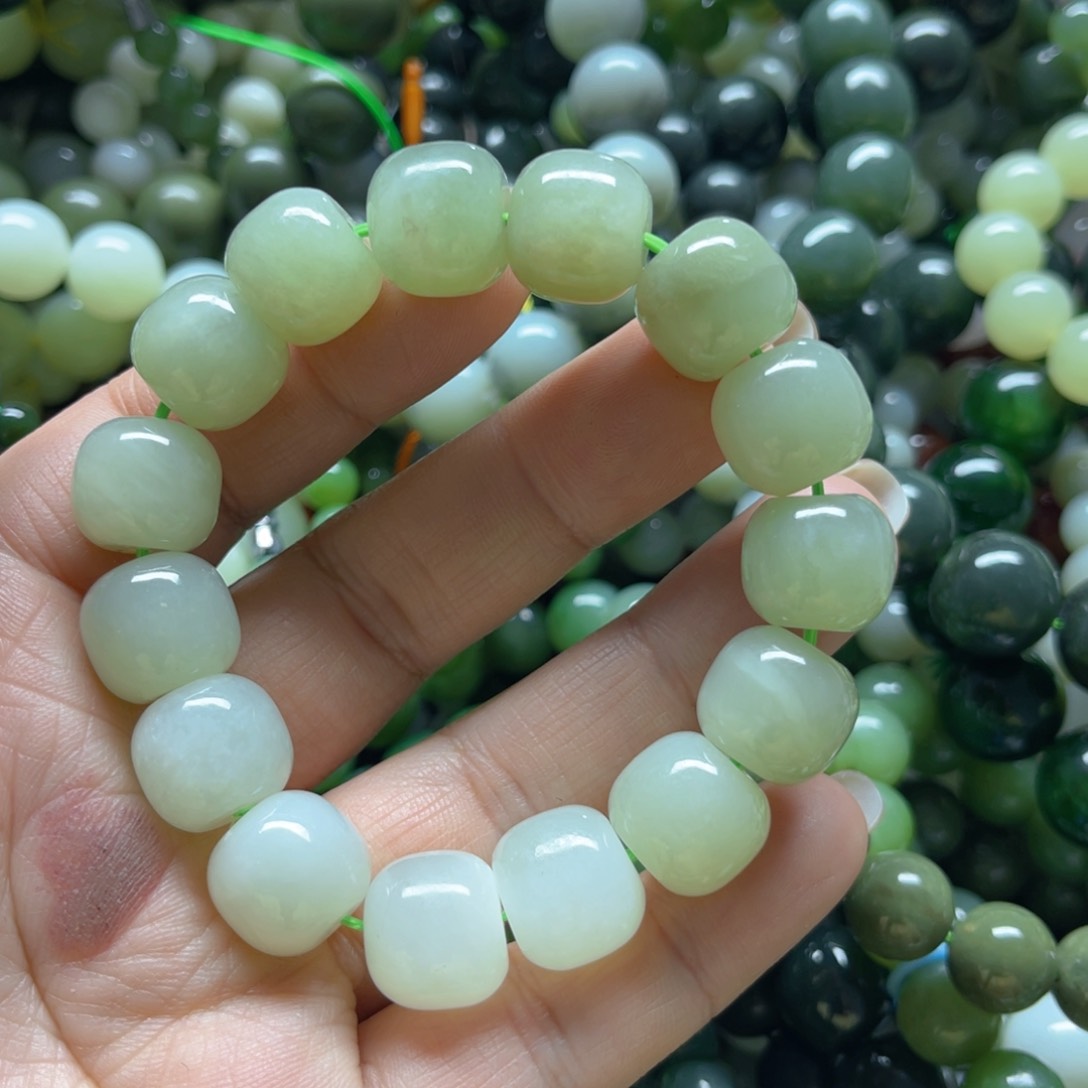 和田玉手链未镶嵌