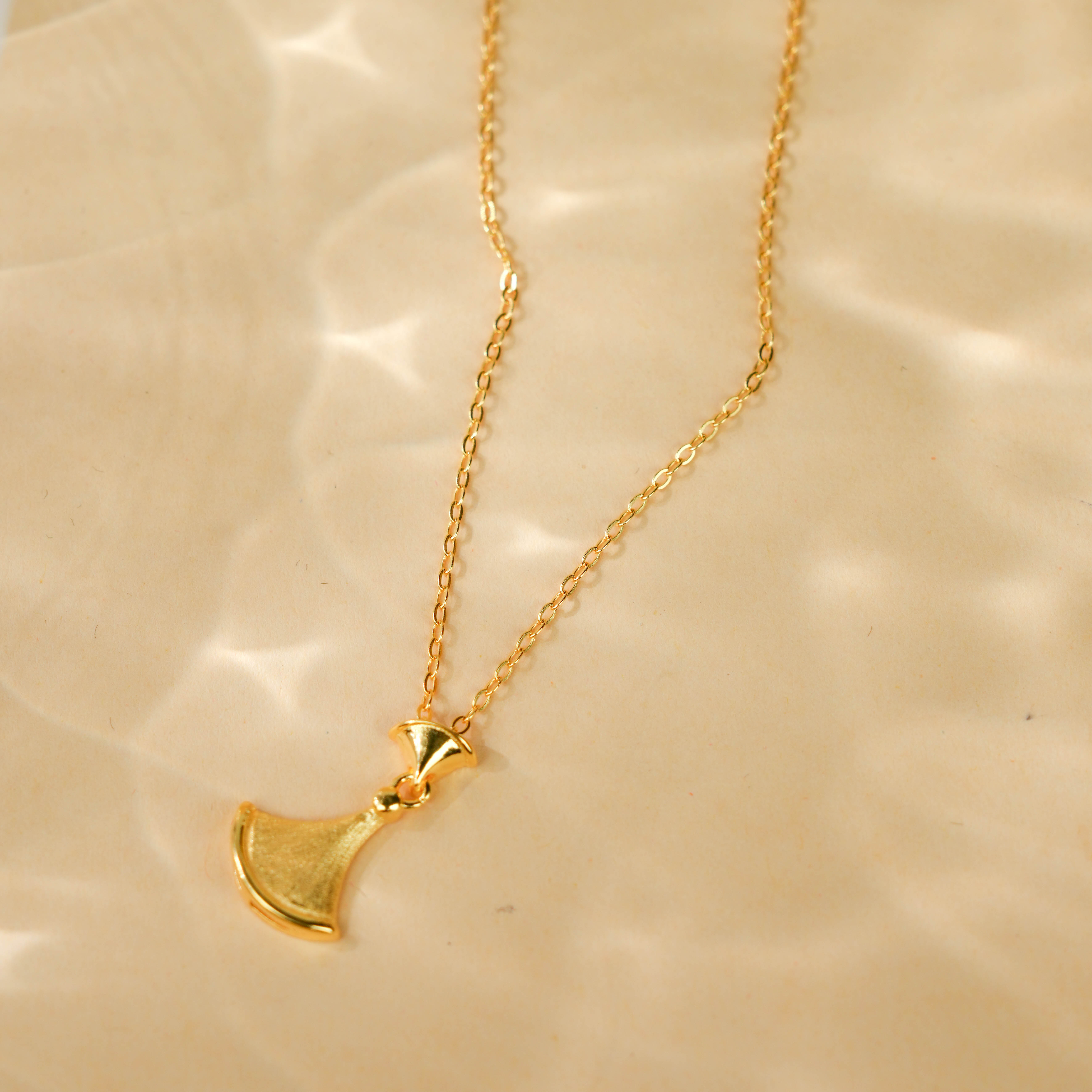 坠链均足银 足银小裙子套链清新时尚女款