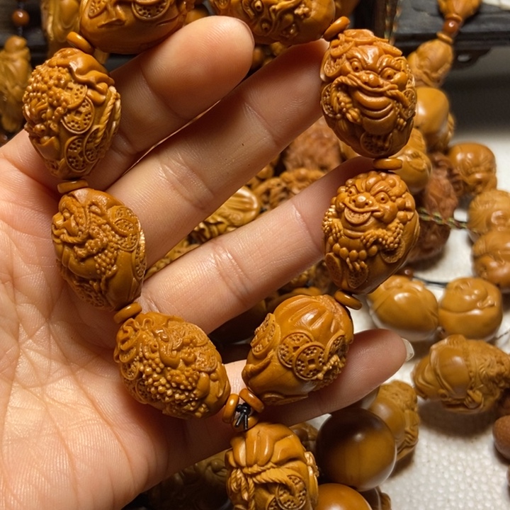 【闪购商品】橄榄核手串/手链震钱袋金蟾