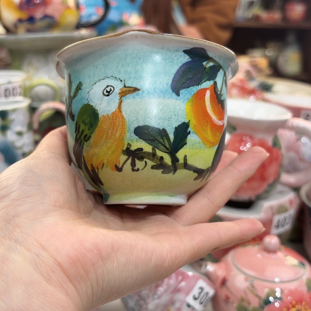 瓷片兔兔盖茨。兔兔