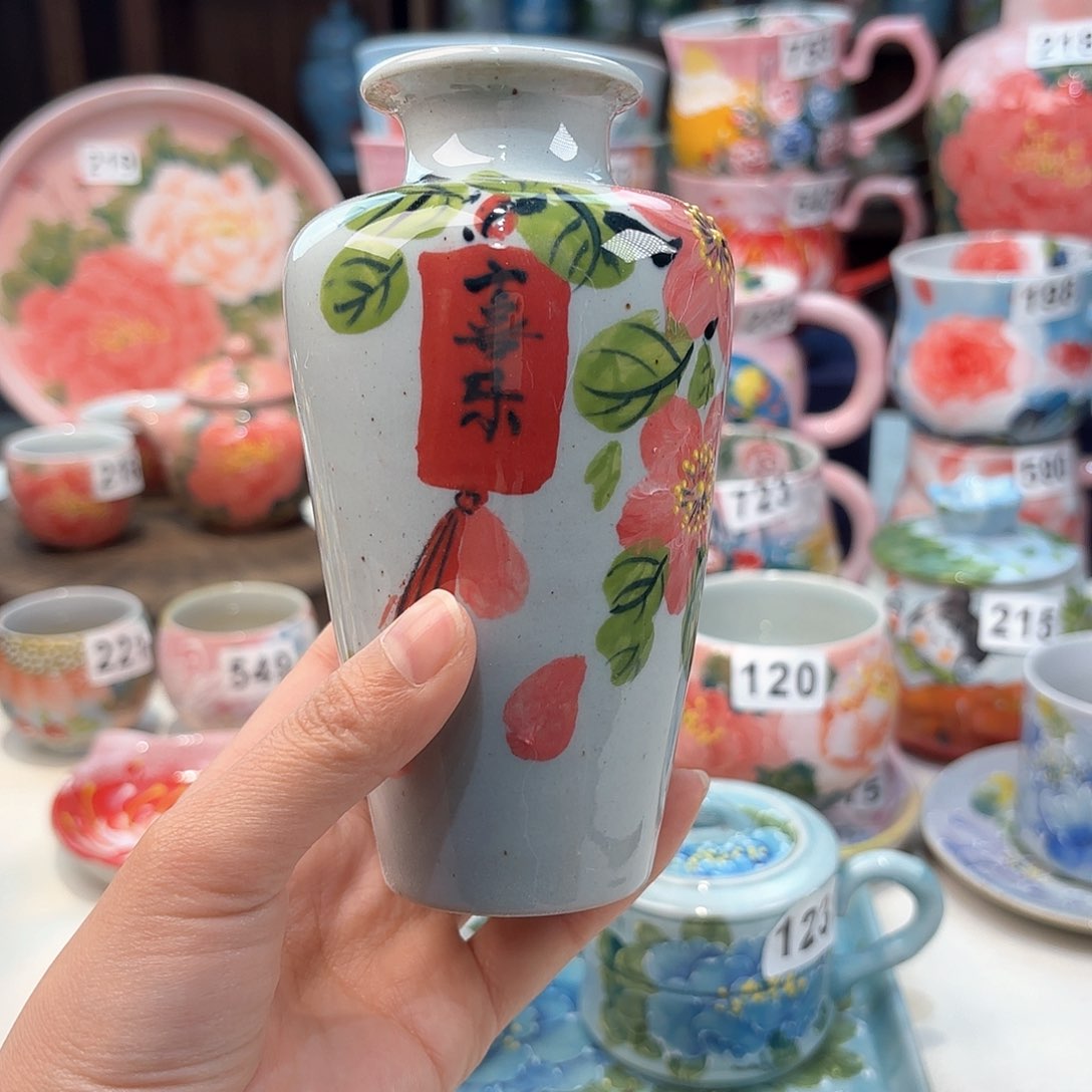 瓷片兔兔好e o l l l l l k l k lv