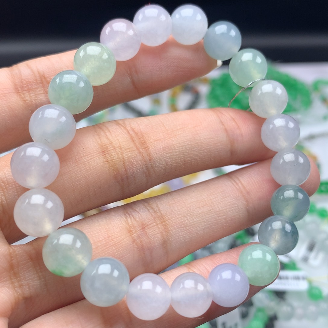 翡翠手链未镶嵌卡