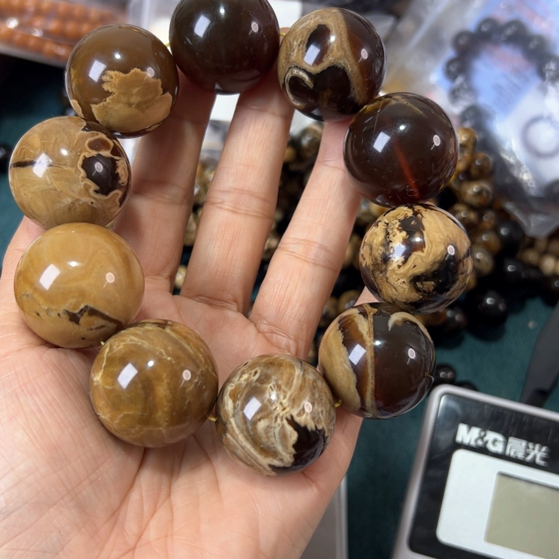 琥珀珠宝奇石未镶嵌63