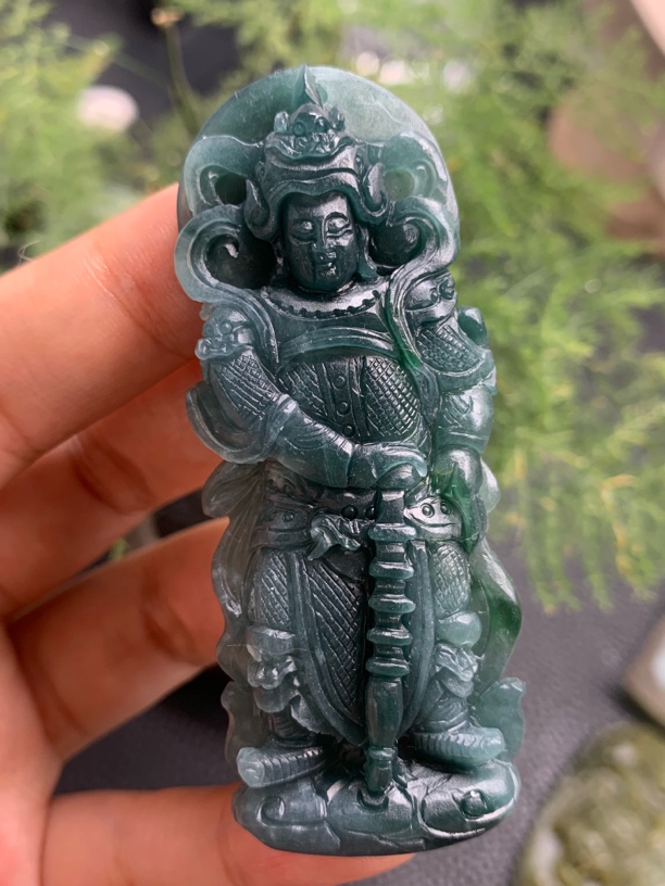 纯天然a货翡翠特色韦驮