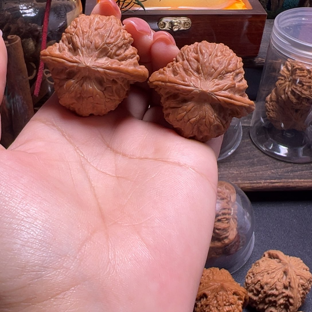 文玩核桃把件磨盘40全品