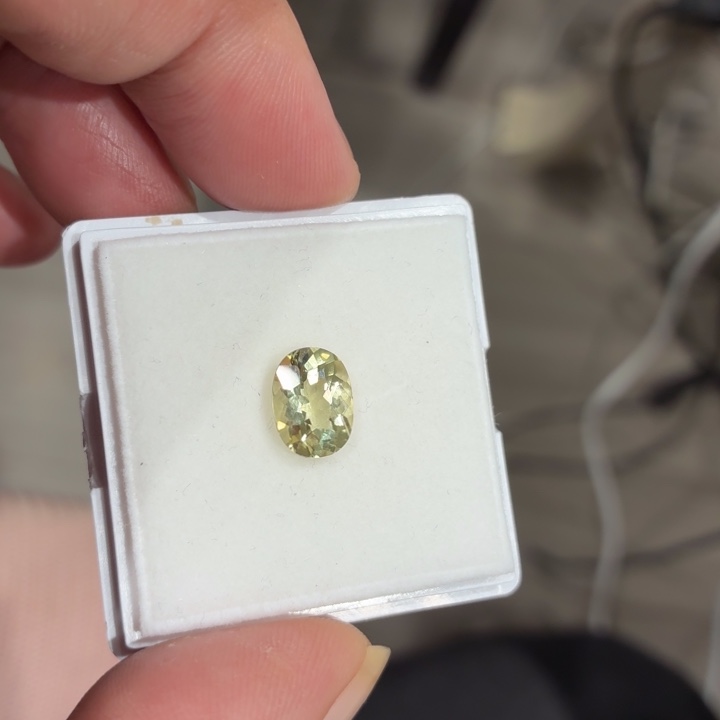 绿柱石裸石裸石2.88克拉