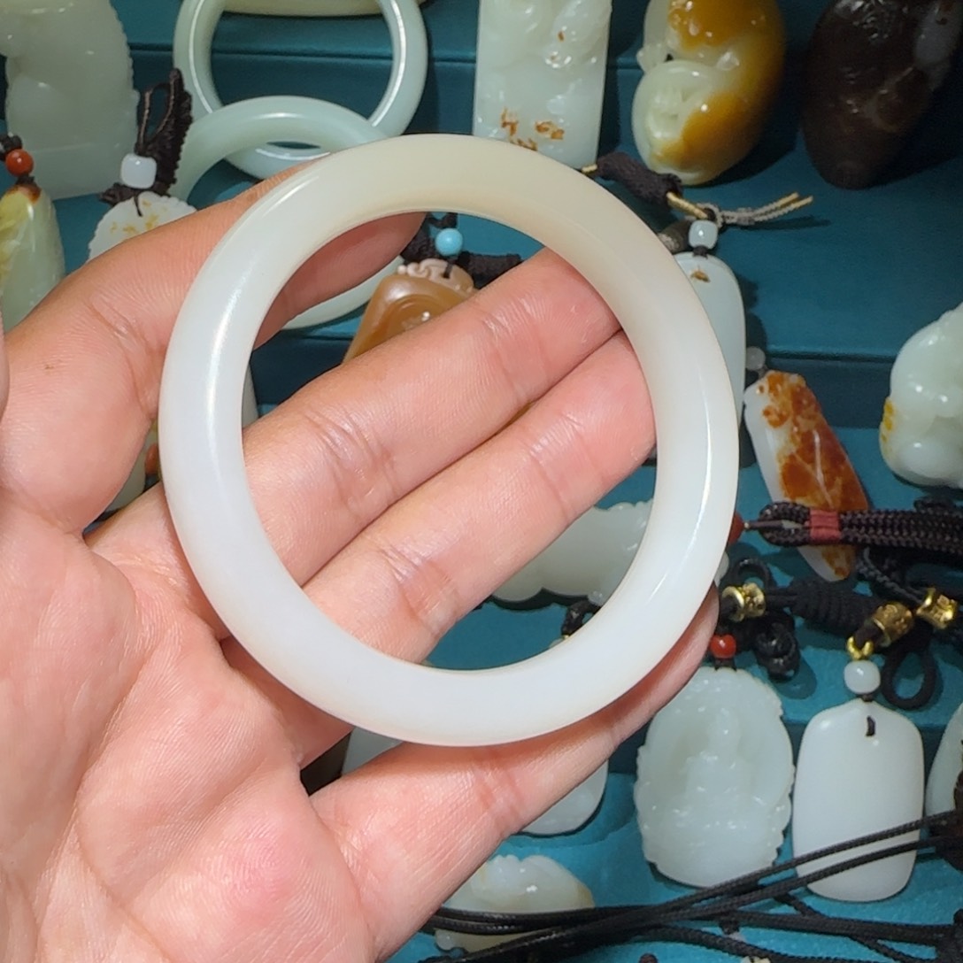 和田玉颈饰未镶嵌二*