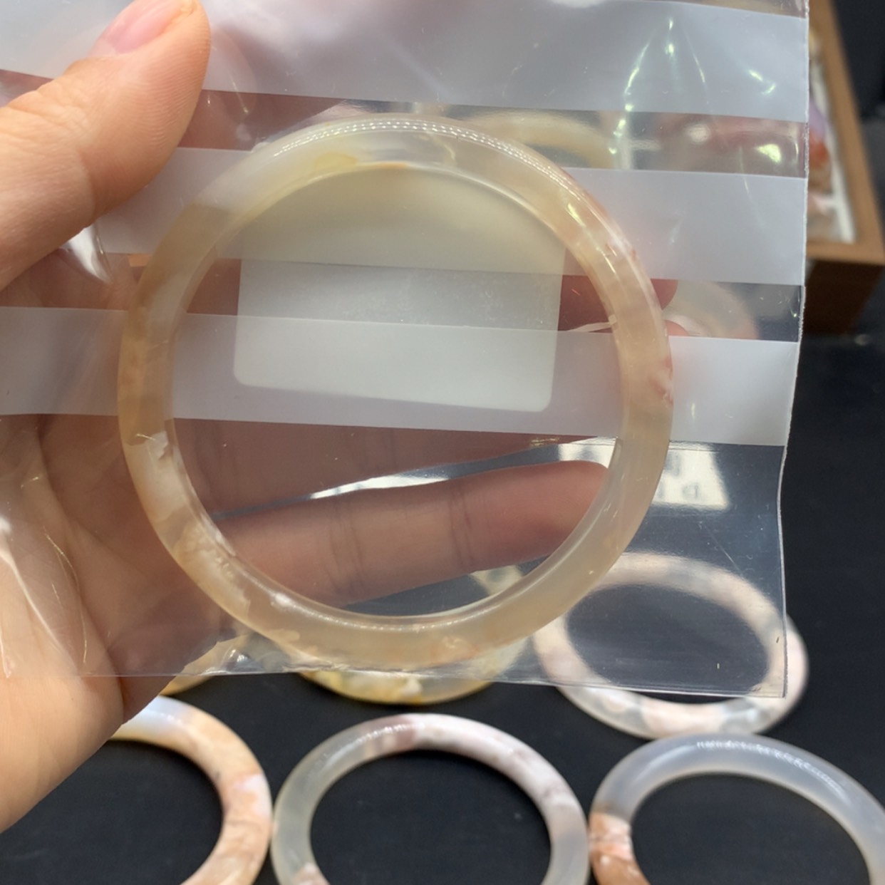 【闪购商品】玛瑙/玉髓手镯未镶嵌刘*姐