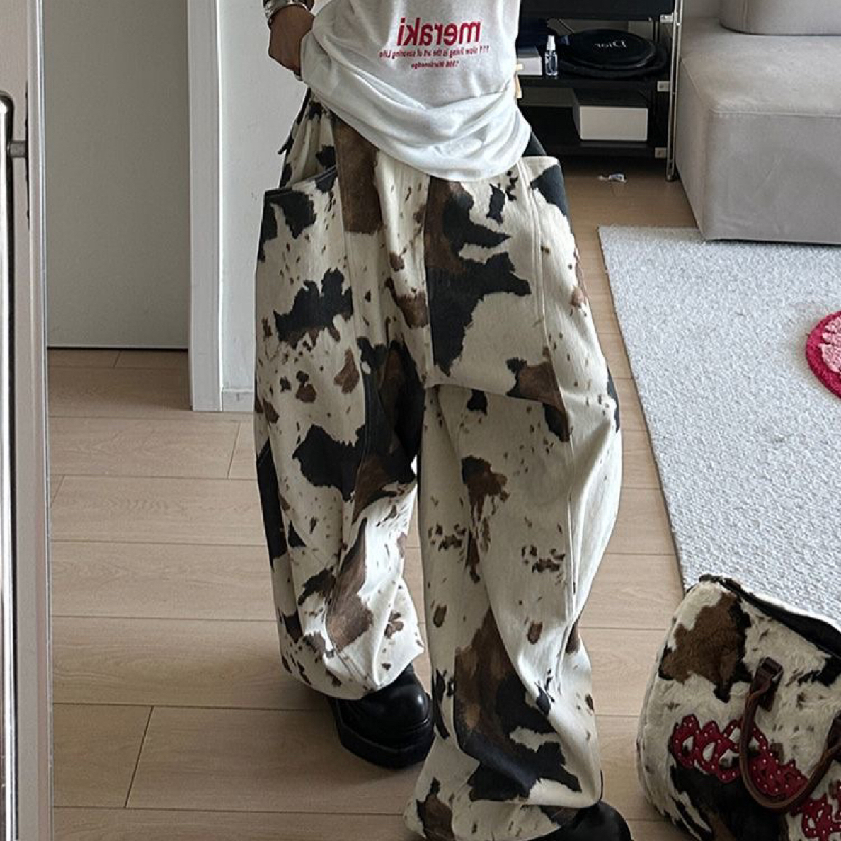 大码胖MM美式复古杏色奶牛纹阔腿牛仔裤女秋季新款街头辣妹慵懒风