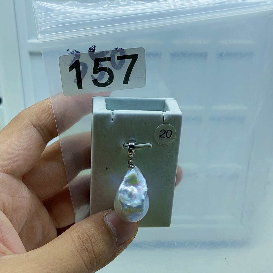 淡水珍珠合金颈饰