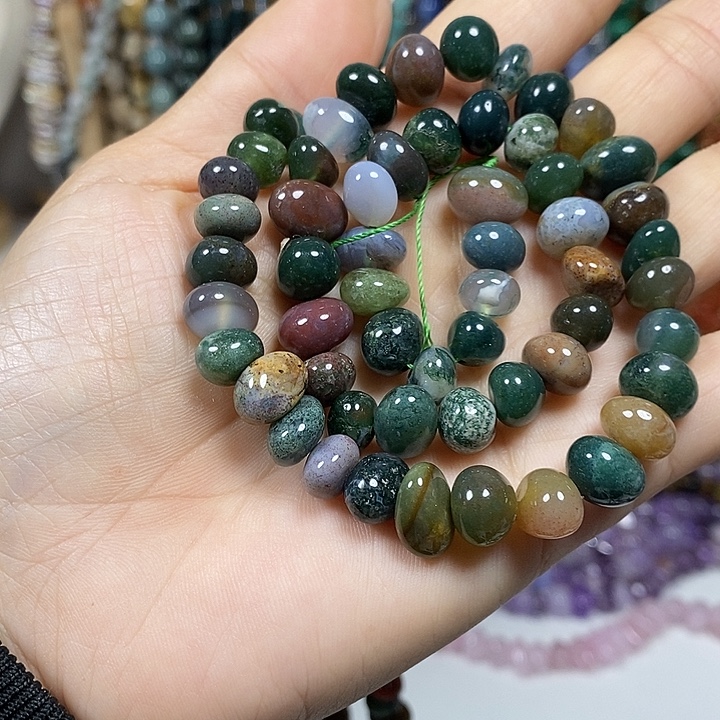 玛瑙/玉髓未镶嵌珠宝半成品天然玛瑙糖豆一条