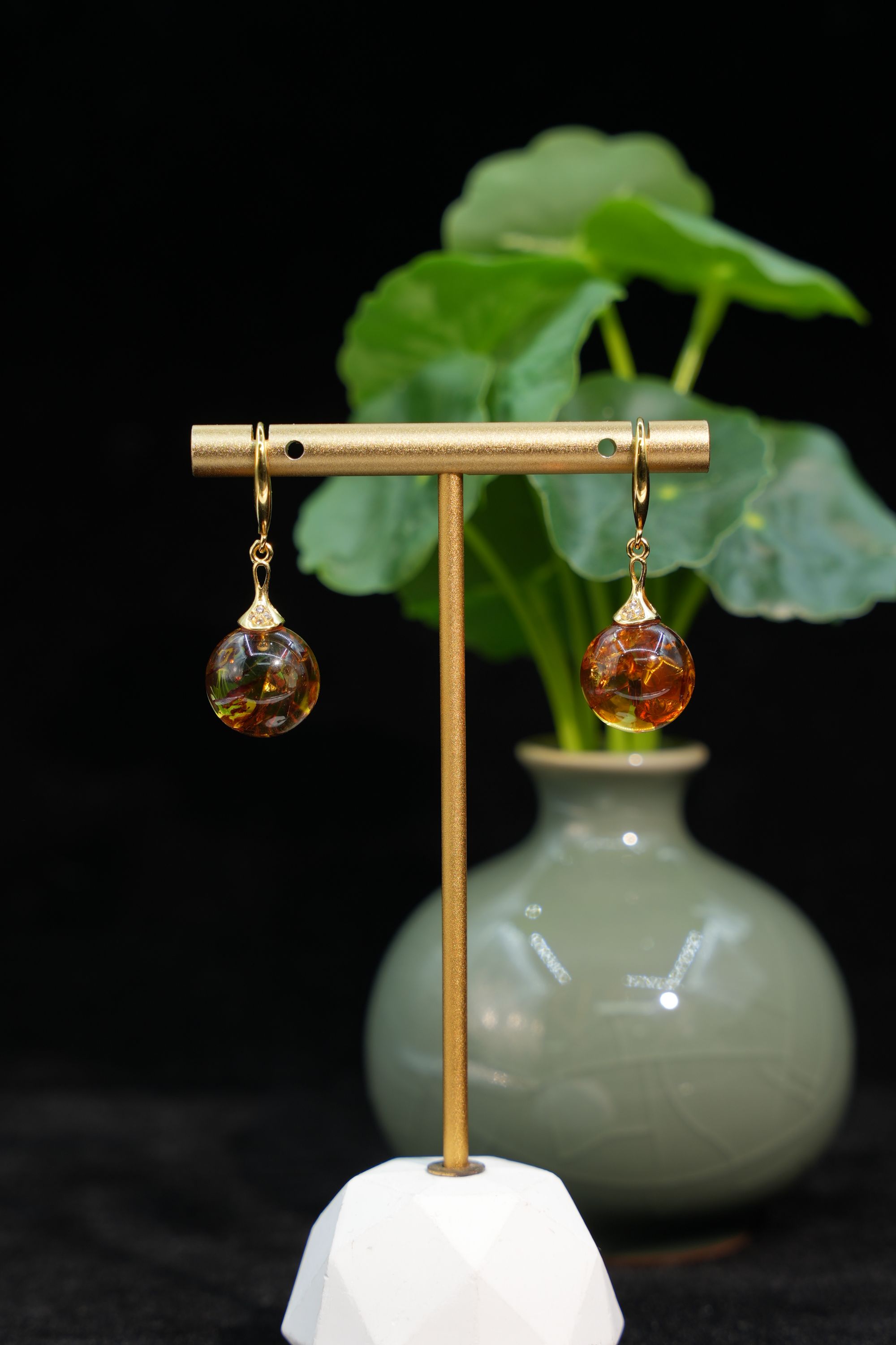 13+花珀圆珠喇叭耳钩多样性发一件MP2801912