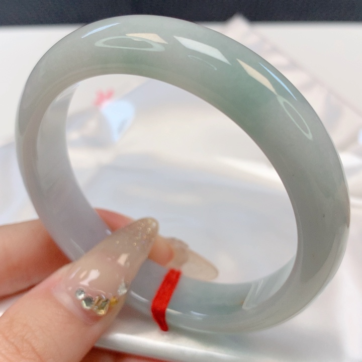 【闪购商品】翡翠手镯未镶嵌53+圈