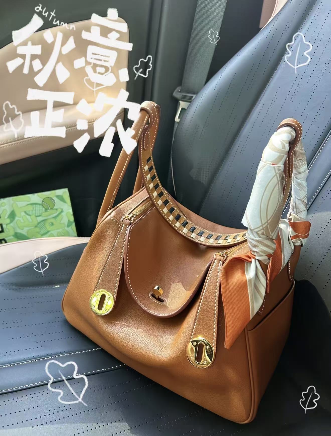 95新 Hermes/爱马仕 金棕银扣lindy30包 16450859