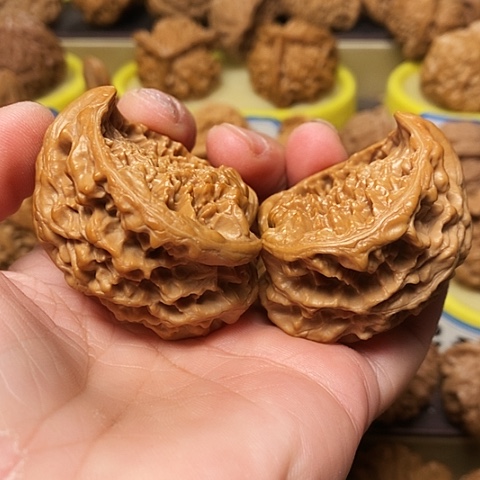 吊坠文玩核桃长沟蛇王