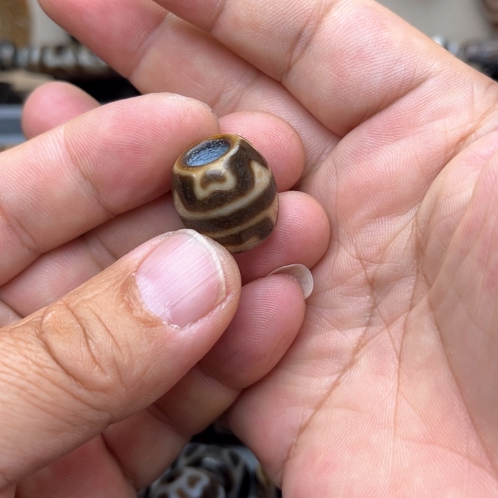 玛瑙/玉髓颈饰未镶嵌东****杨