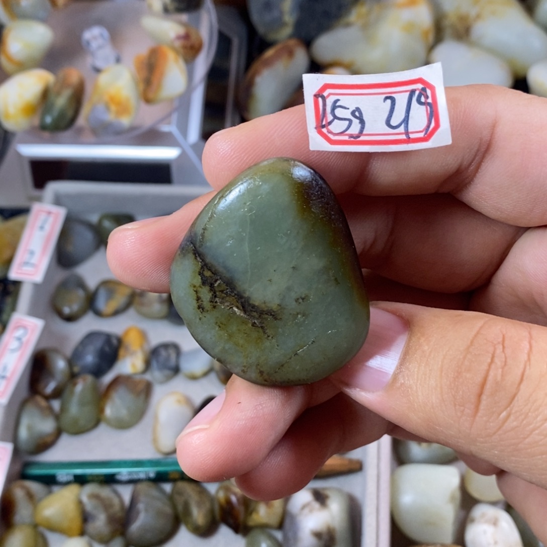 和田玉（糖玉）未镶嵌挂件