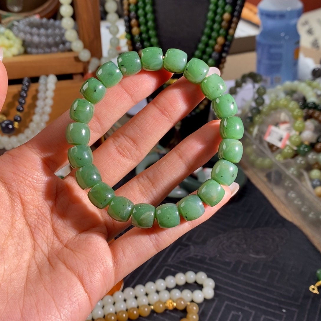 和田玉未镶嵌手链