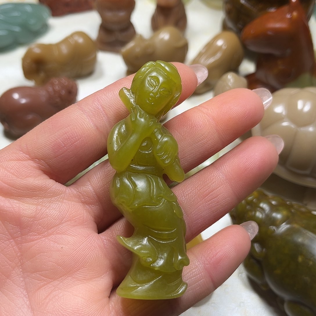 白玉菩提吊坠白玉菩提吊坠