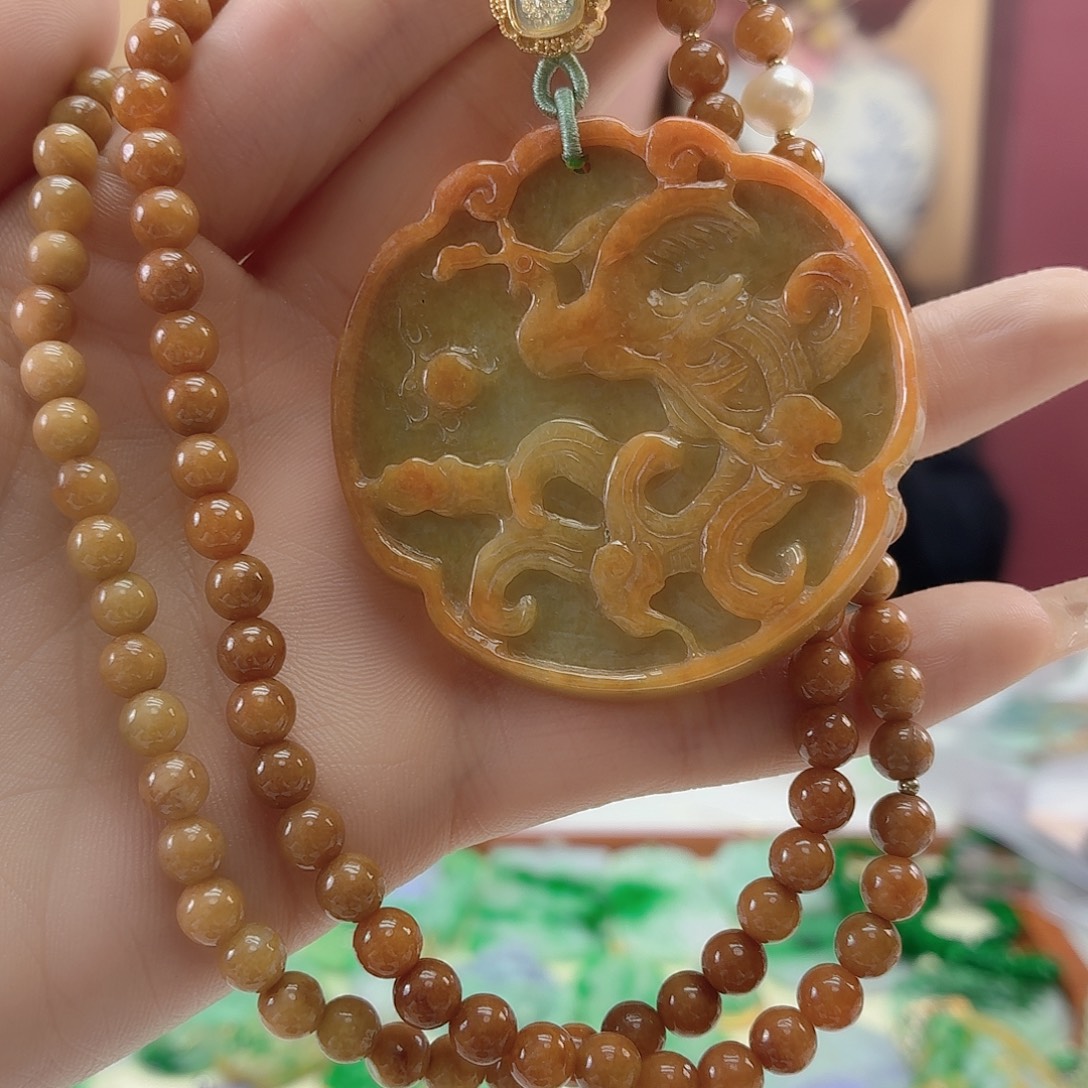 翡翠未镶嵌颈饰翡翠