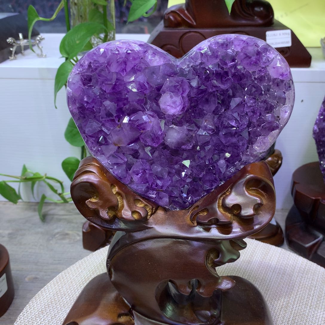 紫晶大型摆件（非配饰）未镶嵌