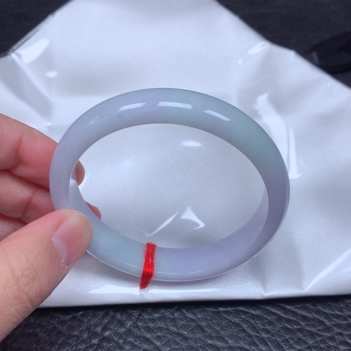 翡翠手镯（贵妃镯）未镶嵌