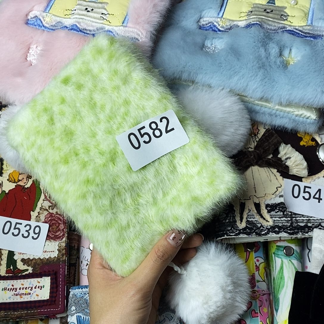 织绣A6定页仅书衣582 