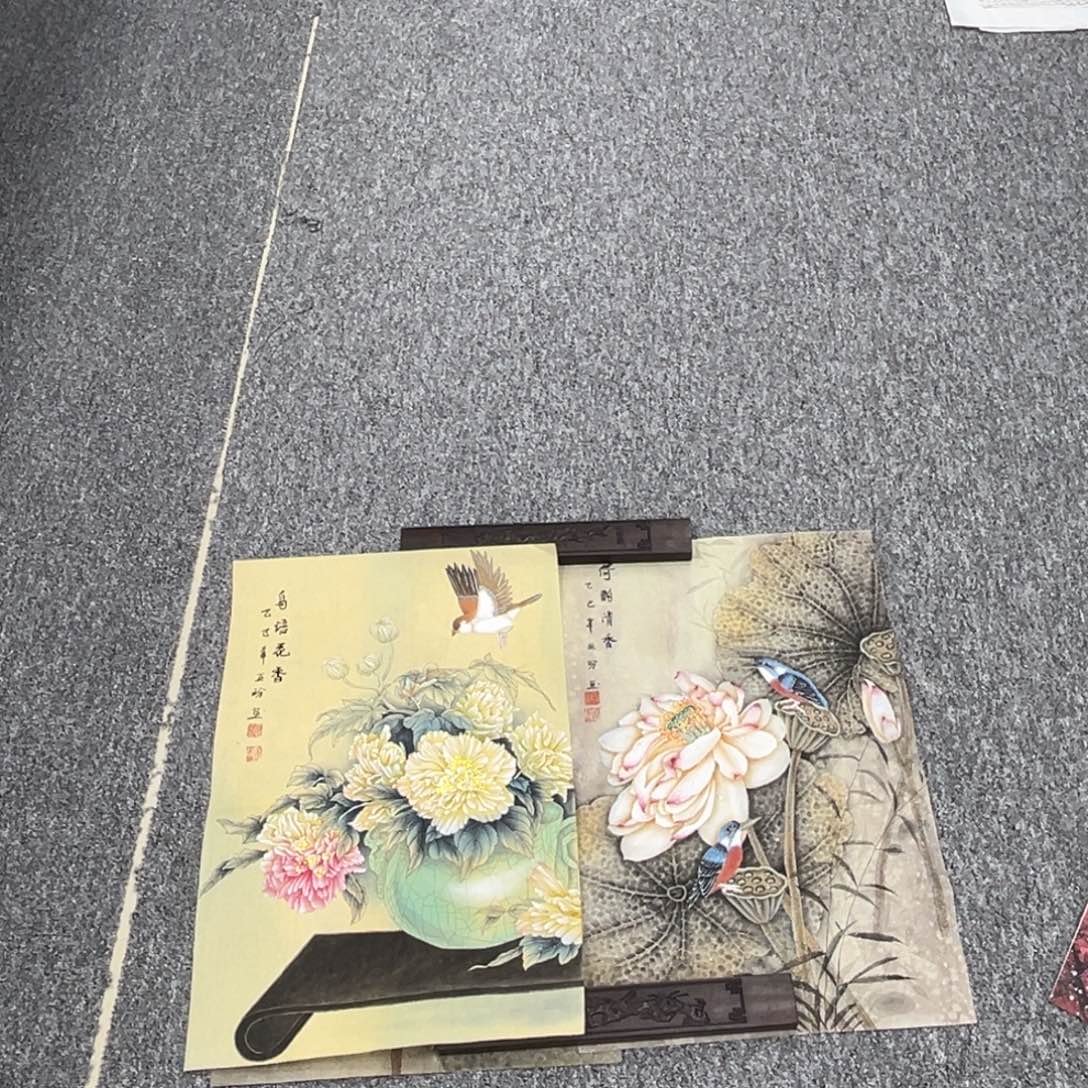 认***待国画卖字画的小老板