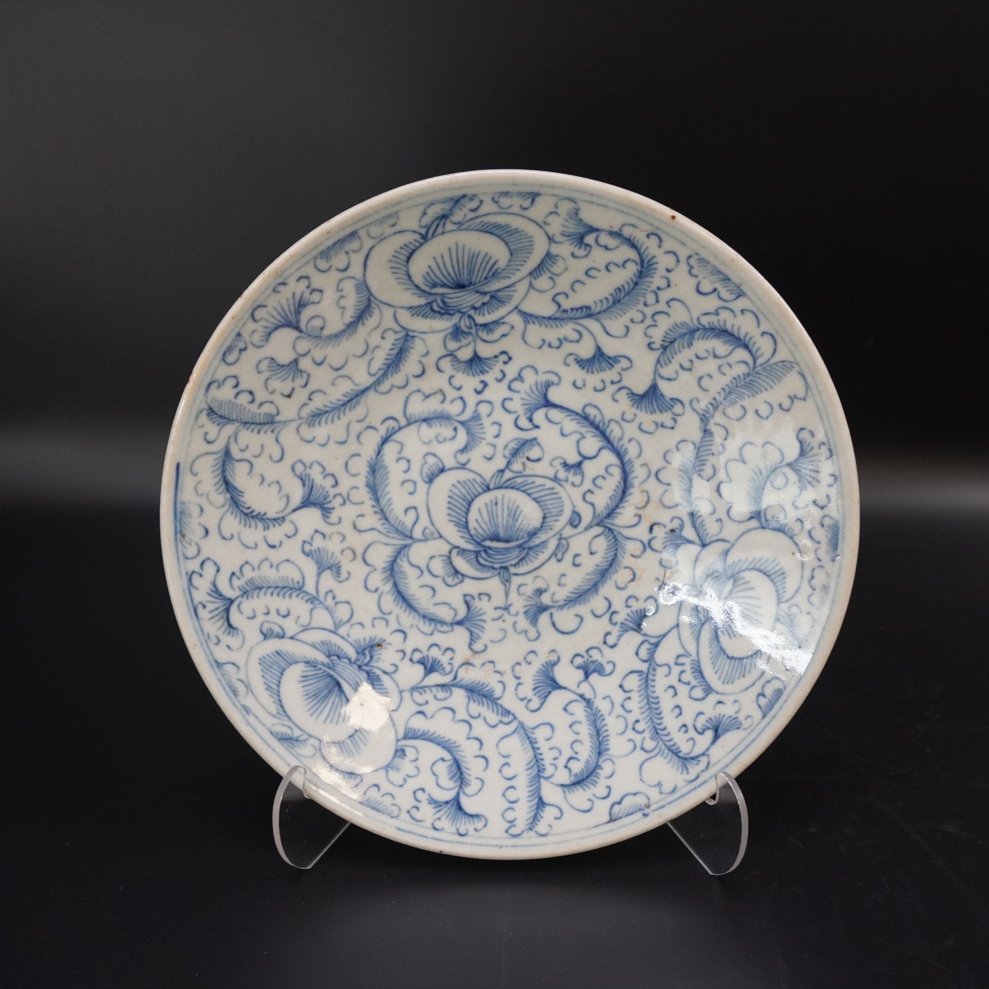 Lot.25071540清道光青花缠枝花卉纹赏盘 直径：约23cm