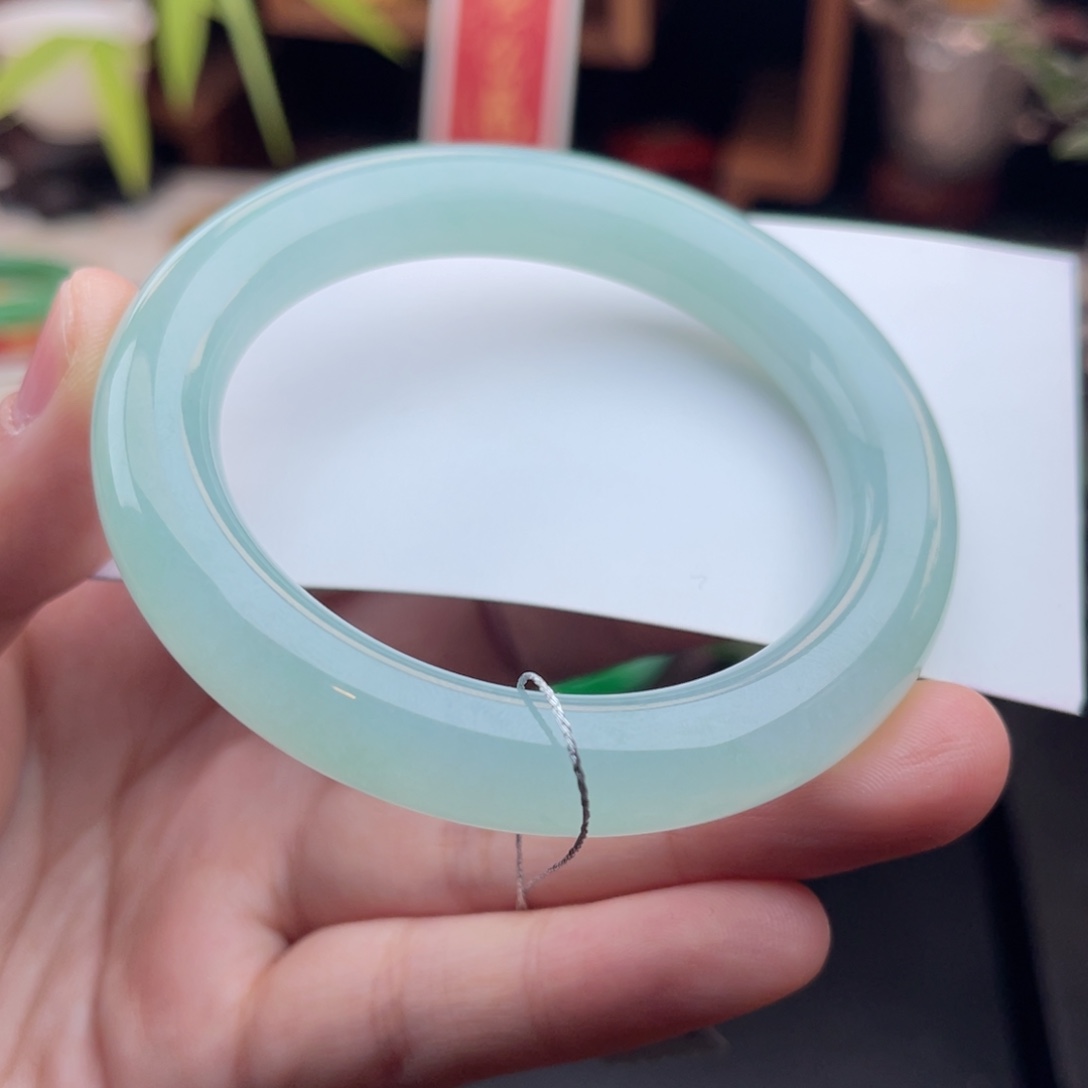 未镶嵌手镯（圆镯）翡翠冰芙蓉