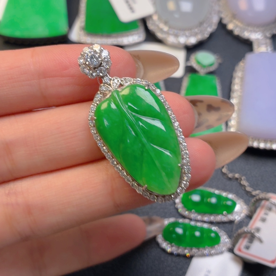 翡翠银S925镶嵌颈饰