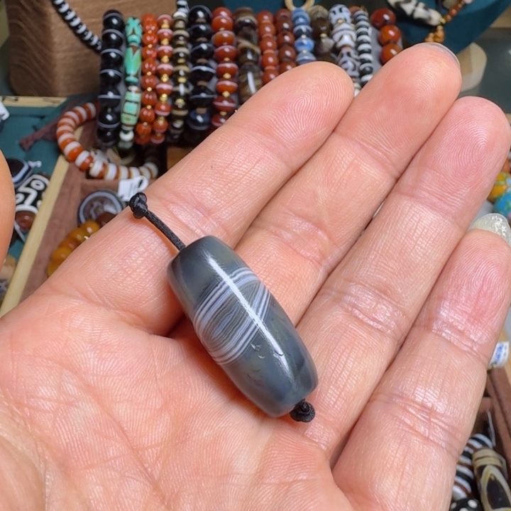 玛瑙/玉髓颈饰未镶嵌北****总