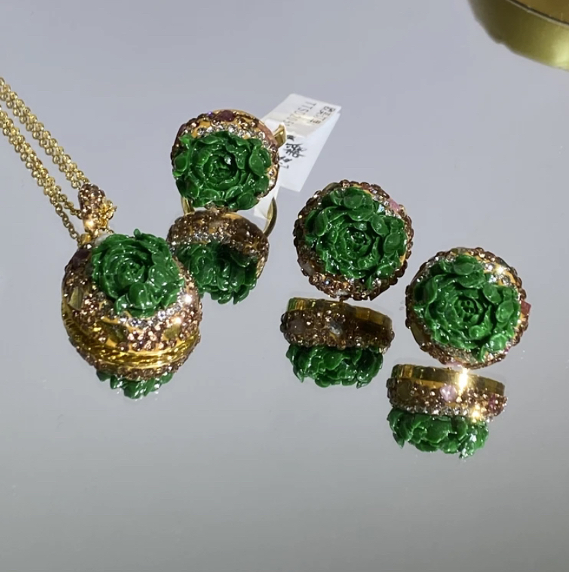 铜合金合成锆石戒指 TTSD 绿色牡丹花精雕气质女士戒指套装 2051